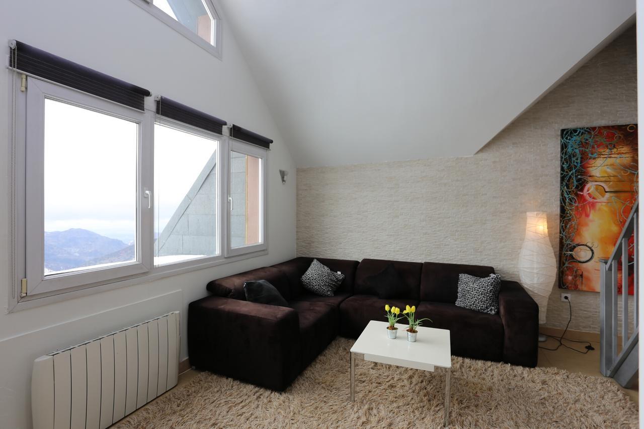 Miramar A Pie De Pista - Atico Duplex , 4 Apartment